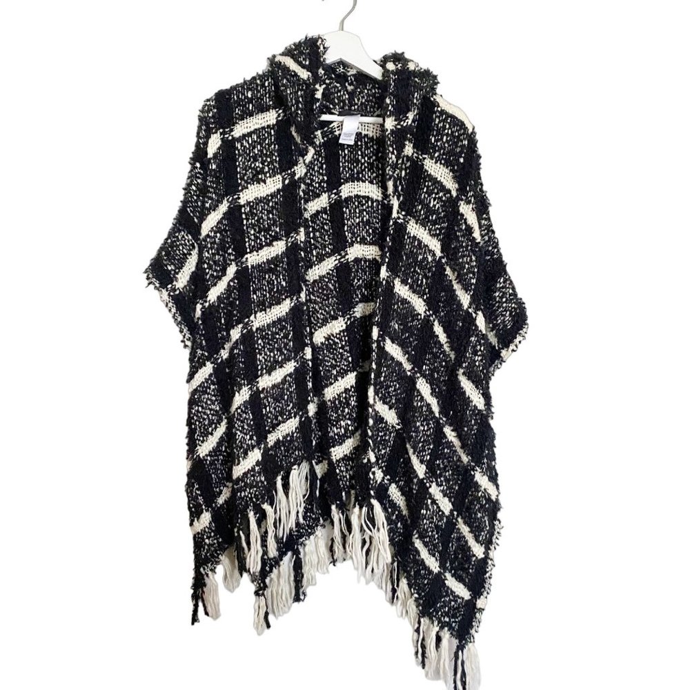 Maurices Black & White Plaid Fringe Soft Fuzzy Hooded Poncho Wrap - Picture 5 of 8